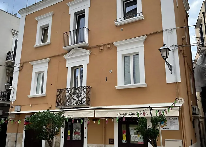 Bari Landlord 8 - Una Finestra Sulla Cattedrale