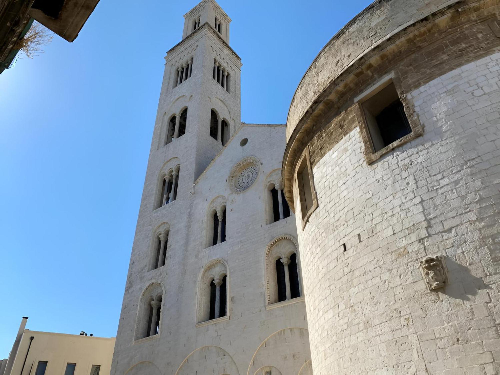 Gasthof Landlord 8 - Finestra Sulla Cattedrale Bari
